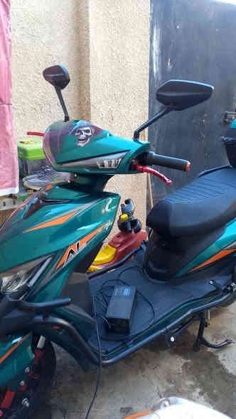 السلام عليكم دراجة شحن سكنس جبلي مدرع حجم كبير
يجي ست بطاريات حجم الجبير استخدام 20 يوم سعر 950 ألف مكاني بغداد الغزالية رقمي واتس *********** أو ‏‪***********‬‏
