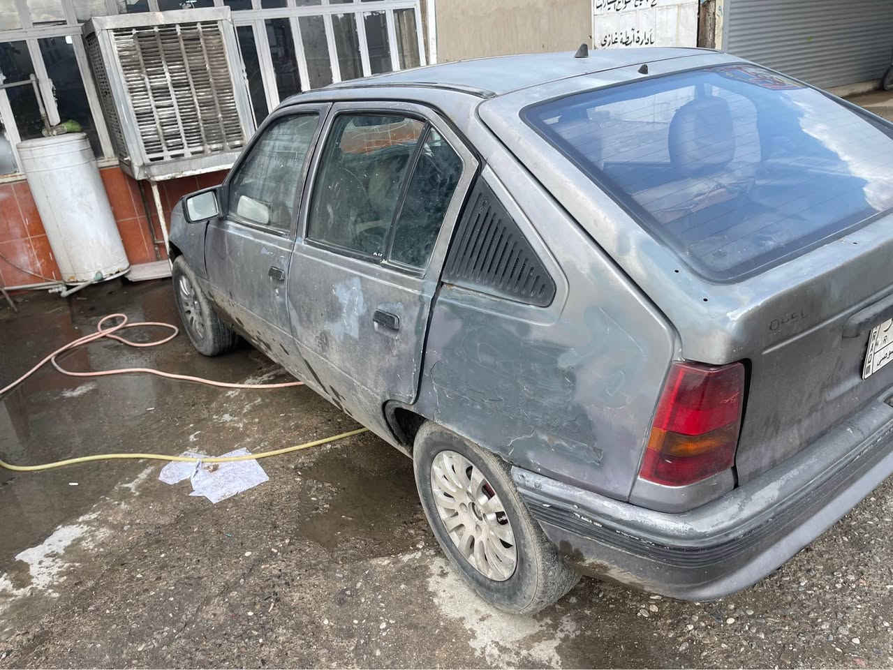 سياره للبيع 

دفتر بنزين بي سنويا موجوده صاحبه مااندله 
سعر 11 ورقه بي مجال محرك مبي عيب كهربايات زينه 
صدر يراد تعمير   
شراي خابر 
*********** كركوك, العراق
