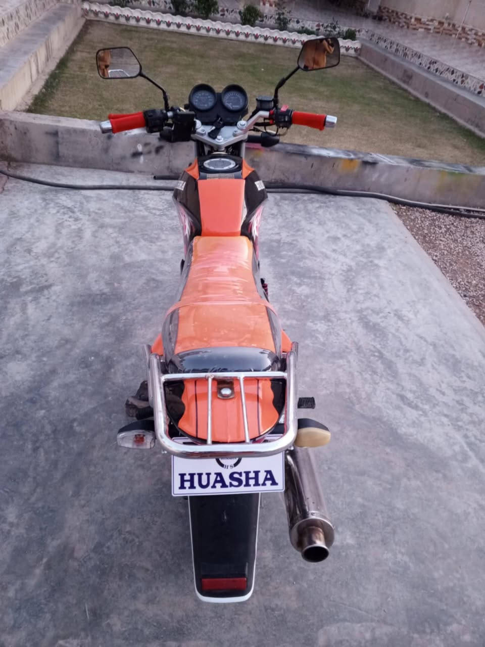 ياالله دراجه هيوشه للبيع موديل2023السعر800وبي مجال اوراق منفيس محرك ما ممدود عليه صبانه المكان الرمادي الجزيره البريشه هاذ رقمي للتواصل *********** مو شراي لا تعبني ولا اتعبك
