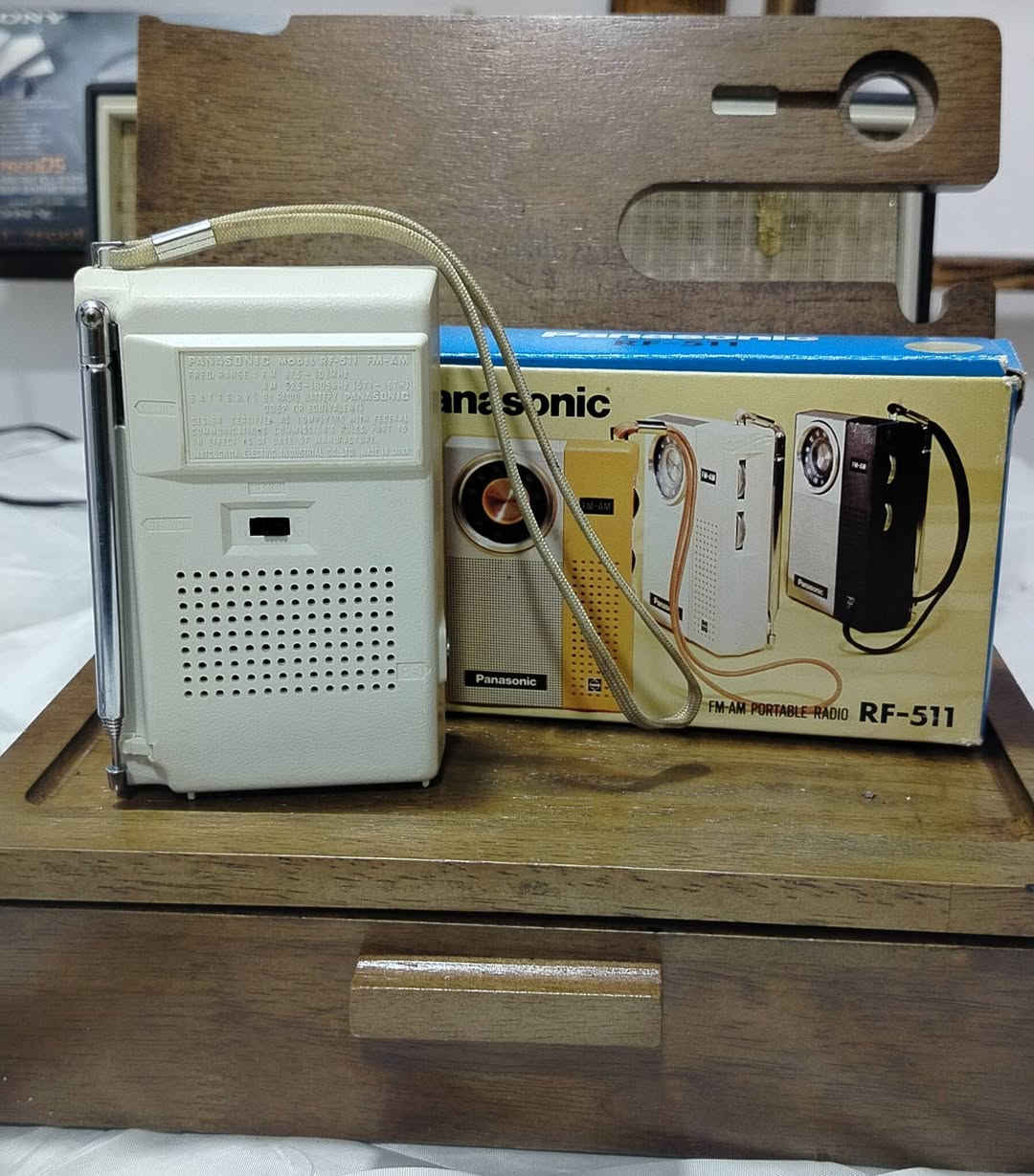 Panasonic Rf-511


**إذا كنت صاحب هذا الإعلان وتريد حذفه لأي سبب، رجاءا أرسل رسالة إلى الدعم الفني**