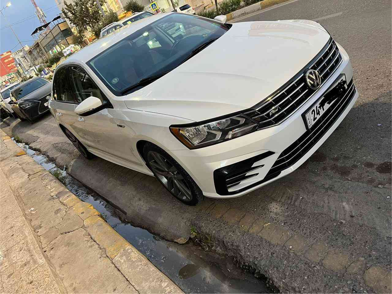 للبيع
VW PASSAT Rline  2018

فولكس واكن باسات 2018 Rline

محرك 2000تيربو 

عداد 100150m 

حدادية ١٠٠%

مكينه جديدة مامفتوحه

تايرات جدد قبل شهر مشدوادت

داخل اسود

مواصفات ...... 

دخول ذكي

توقف ذاتي

رادارات جانبية 

كامرة

لايتات زينون

شاشة كبيرة 

كار بلي

تدفئة كشنات 

كشن سائق كهربائي

. .................... 

باسمي السيارة

رقم دهوك شرط تحويل 

مكانها الموصل

السعر 15000$ 

***********
