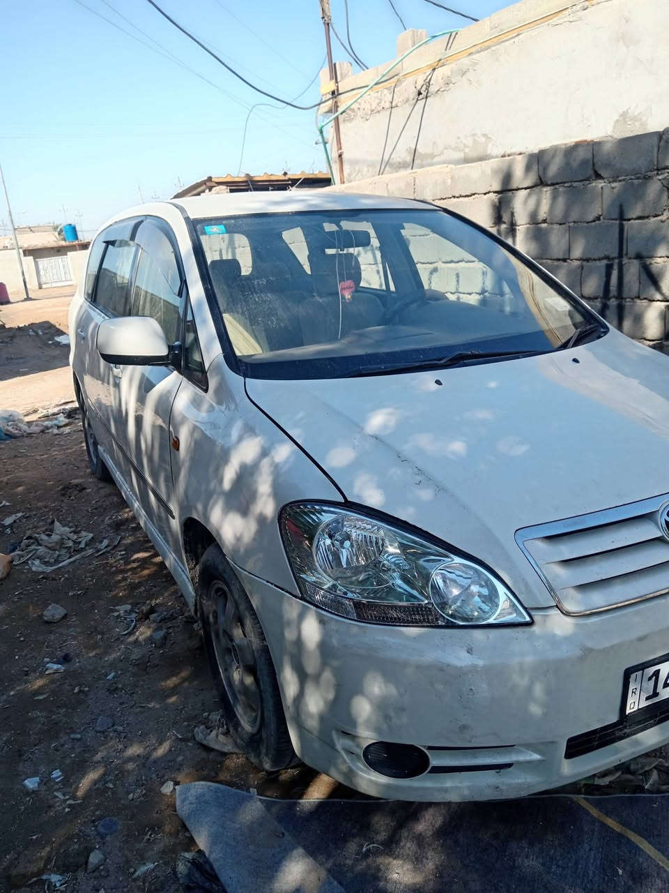 ابصم عادي بصرة بأسمي رقم انگليزي الجديد تو ويل نظيفة ومرتبة مامتعوبة سعر 10.000$ شده الاتصال ***********
