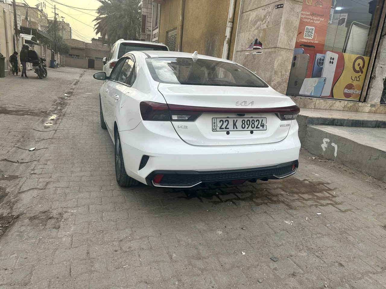 السلام عليكم k3 موديل 2024 فول مواصفات صار بيه هذا الحادث البارحه وبيعه ع حطته ماشيه 18 الف السعر 127 وبيه مجال للشراي اي ستفسار ***********
