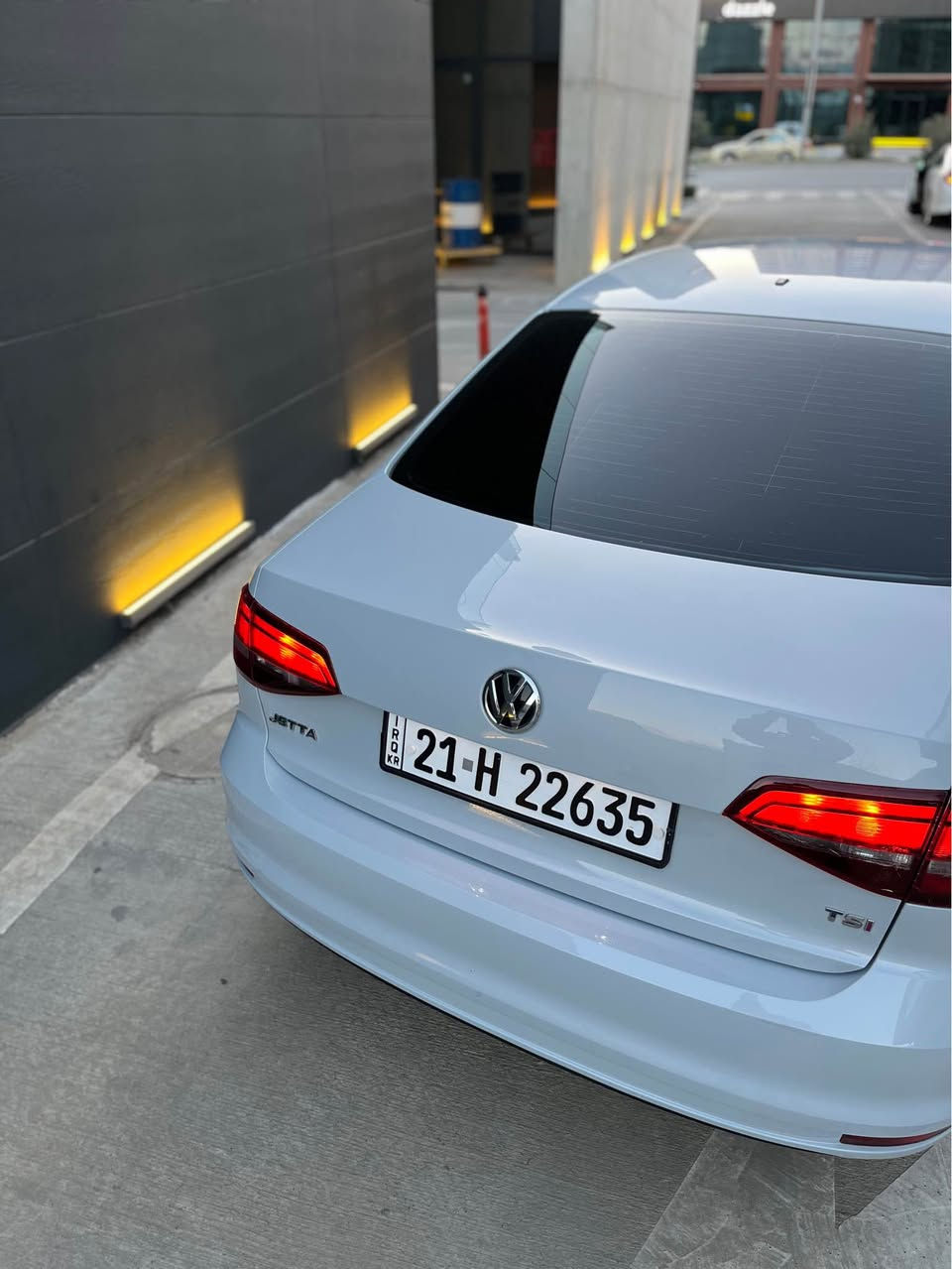 ﷽…

کوردی/عربي
Vw jetta 1.4 TSI 2017 جیتا مۆدێل 
‎ڕەنگی سپی سمۆک
مواسەفات 🔻
سوکان ڤۆلیۆم و تەحدید سورعەو کامێرا و بلاجکتۆر
ماوەی ڕۆشتن ⬅️ ٨٠ هەزار زۆر تازەیە 
🔻نیو جاملخ سایەق پێشەوە بۆیاخە بێناوگرتن 
🔻ئێرباگ سیستەمە 
🔷 گێر و مەکینە بەشەرت نەکراوەتەوە 
🔻رەقم و سەنەوی تازە بە ناو خۆمەوەیە 
شوێن سلێمانی 
***********
-ـ-ـ-ـ-ـ-ـ-ـ-ـ-ـ—ـ-ـ-ـ-ـ-ـ-ـ-ـ-ـ-ــ-ـ-ـ-ـ—ـ-ـ-ـ
سیارە ڤولکسواگن جیتا ٢٠١٧ محرک ١.٤ توربوو
🔻
سیارە لون ممیز لون سموک
مواسفات معروف 
تحدید سورعە و کامیرا و ستیرن فولیوم و بلاجکتور 
سیارە بیها نص جاملخ امامي صبغ بدون دواخل بشرت 
ایرباگ سیستم 
ماشي ٨٠ الف
کیر و محرک بشرط 
رقم و سنوي جدید باسمي 
مکان سليماني
*********** السليمانية, العراق
