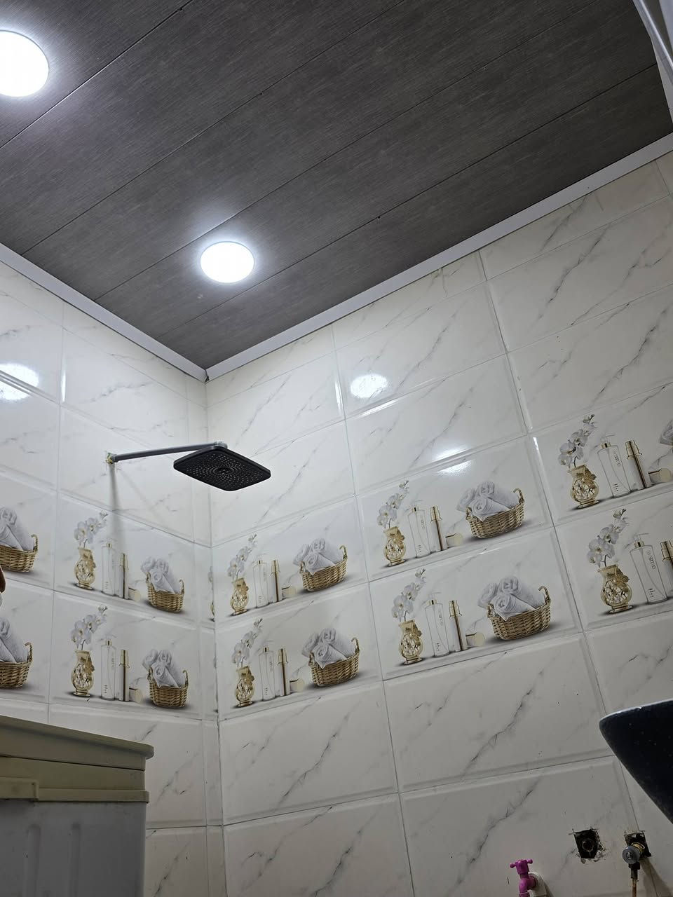 السلام عليكم دار لبيع المساحه ١٠٠ متر سنه ٢٥ طابو زراعي
السعر 75 
ابو خستاوي شارع الصناعي او تدخل من شارع سيد علي
يحتوي على غرفه نوم 5☆4
مطبخ 3*5
صحيات داخل وخارج 
منور خلف الدار 
استقبال 5*6
هول 
بناء حديث خريطه حلوه 
خدمات متوفره لاستفسار لاتصال ***********
