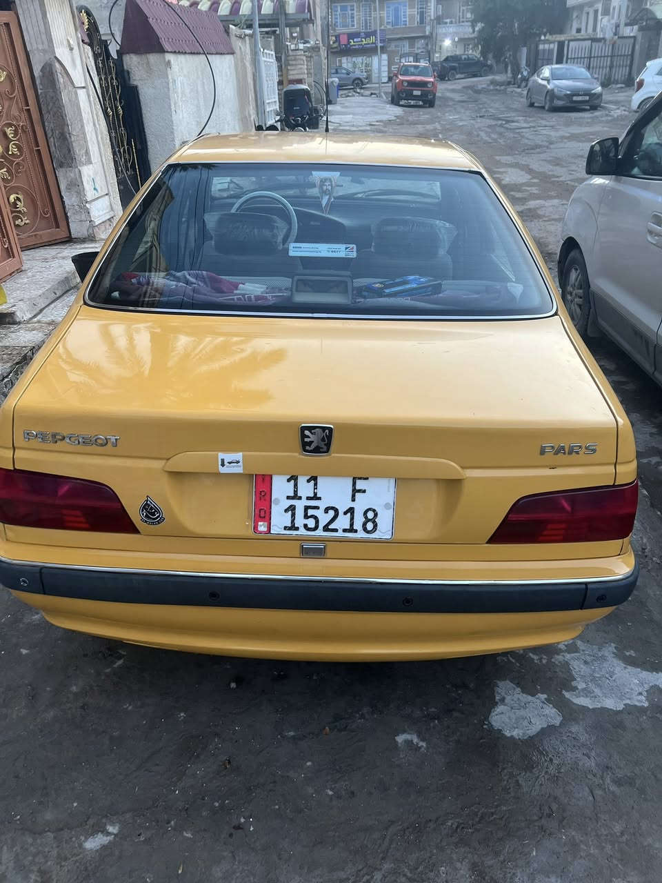 سلام عليكم العزاز بيجو بارص ١٥سياره على اخير حبايه مكفوله عام من عده اهلال واحد والباقي مكفول عام تبريد تتفئة دوشمه زوج تواير صدر كله جديد سياره مامشتغل بيهة تكسي والله معروضه ب٥٢وبيهة مجال للطيبي ***********
