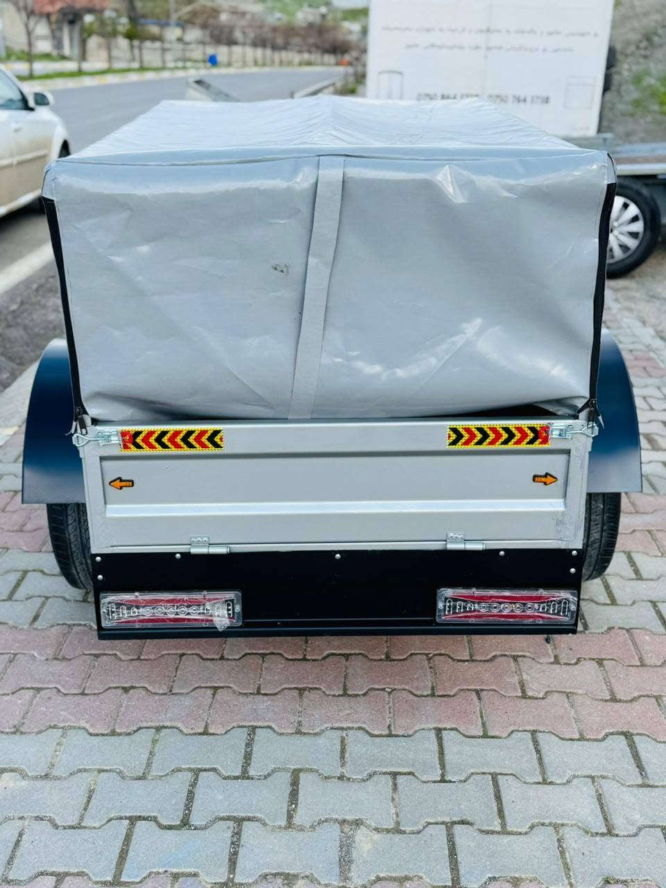 عارەبانەی دووای سەیارە بۆفرۆشتن (150×100)(750kg)قورسای هەڵدەگرێت 120لێخوڕین بۆسەفرەو سیاحی شازە ماڵی دۆستە بیلادی (اڵمانیە) نوێنە (🇩🇪)  شوێن ناحیەی سکتان
***********
***********
*********** رانية, السليمانية

