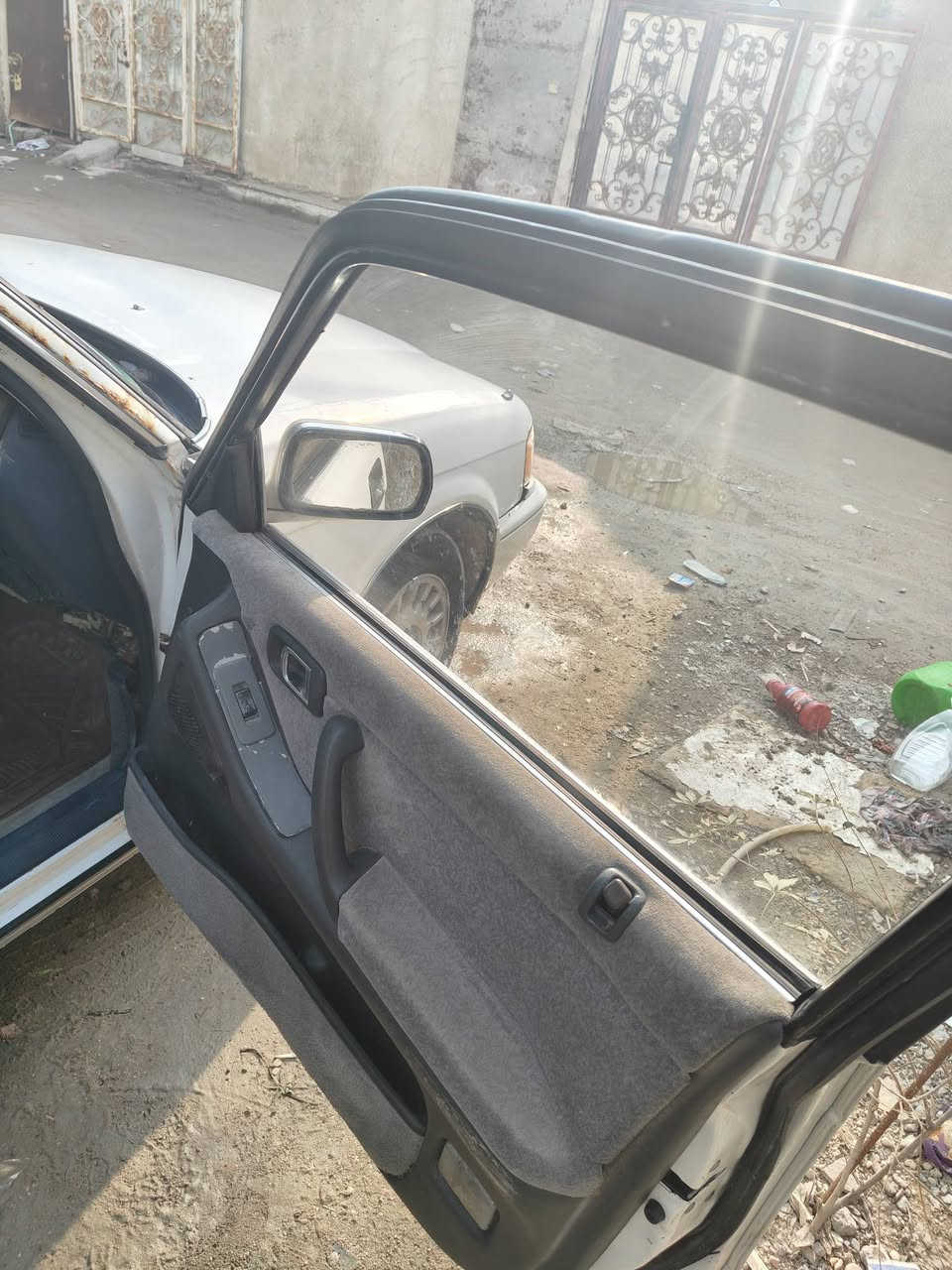 السلام عليكم
ارنب ستيشن يسرى بلاد مفكول كص وضربه ونقل جثه
مصبوغة عام جماليه 
مكينه وكير خير من الله
مكان السياره بصره 
السعر 50
للاستفسار ***********
