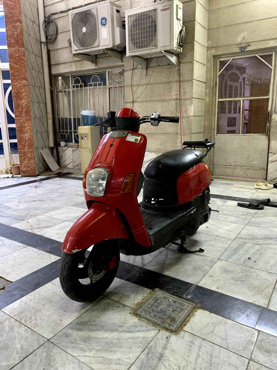 دراجه ماكس بوليسي للبيع دراجه حلوه ونضيفه كلشي شغال بيهه اشاير كلوب كدام بريكات عينه عندك بس السلف عطلان فقط مكينه مفتوحه مكينه خرسه ماينسمع صوت الهه مشيهه حلو دراجه كدام وجهك كامله سعرهه 600 وبيهه مجال حك الجيه لاتراسني وتكلي شنو بيهه كاتبلك كلشي مكاني بصره الحكيميه رقمي ***********
