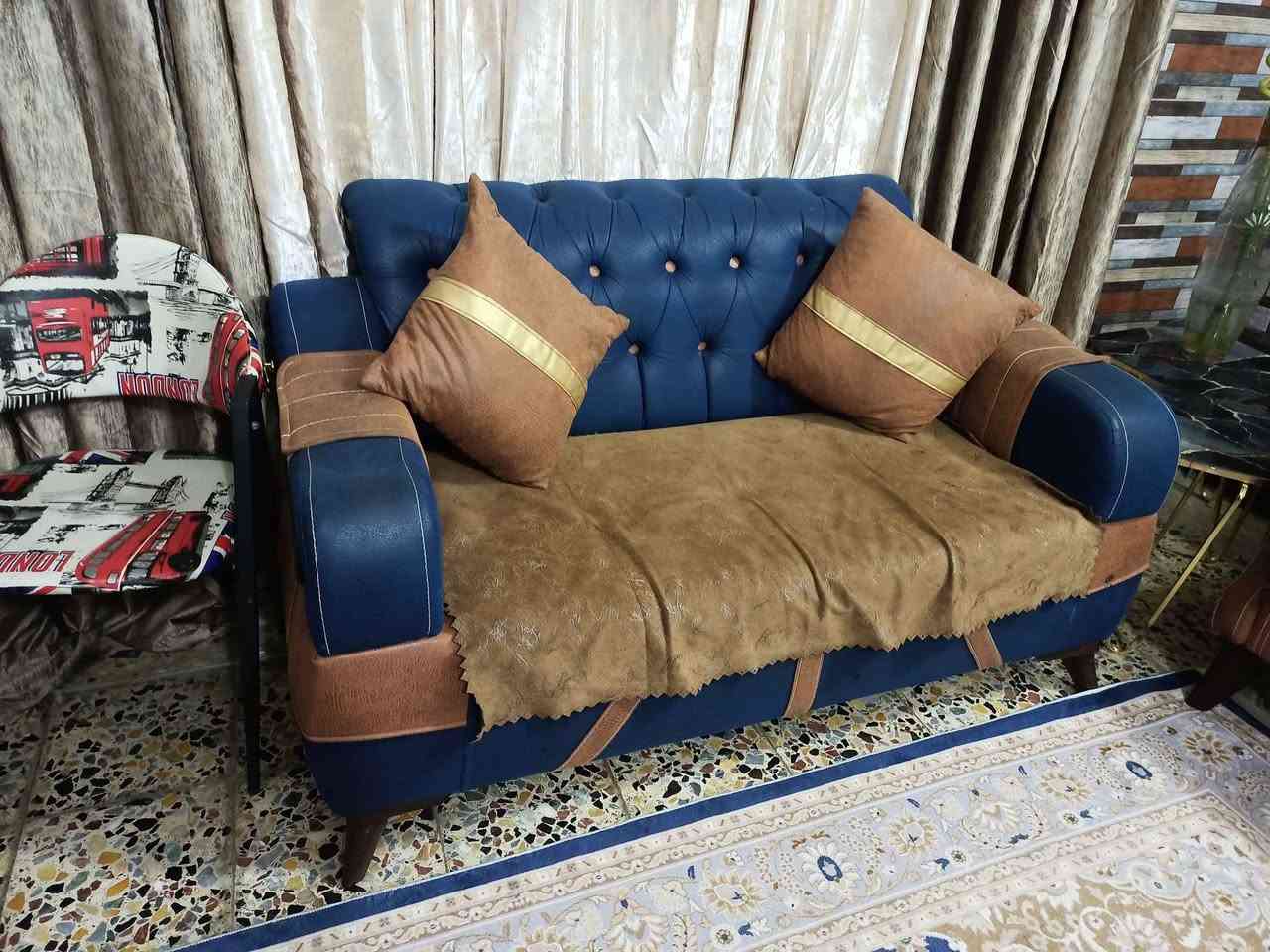 تخم تركي 7 مقاعد جدا نظيف سعر 300 الف كلش نظيف ما بيه اي ضرر او كسر يوجد توصيل رقم الواتساب *********** بغداد, العراق
