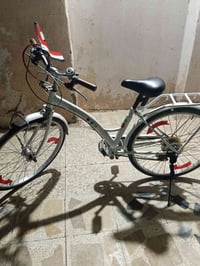 بايسكل نوع ياباني حجم 24 سعر 110قفل 07709968285