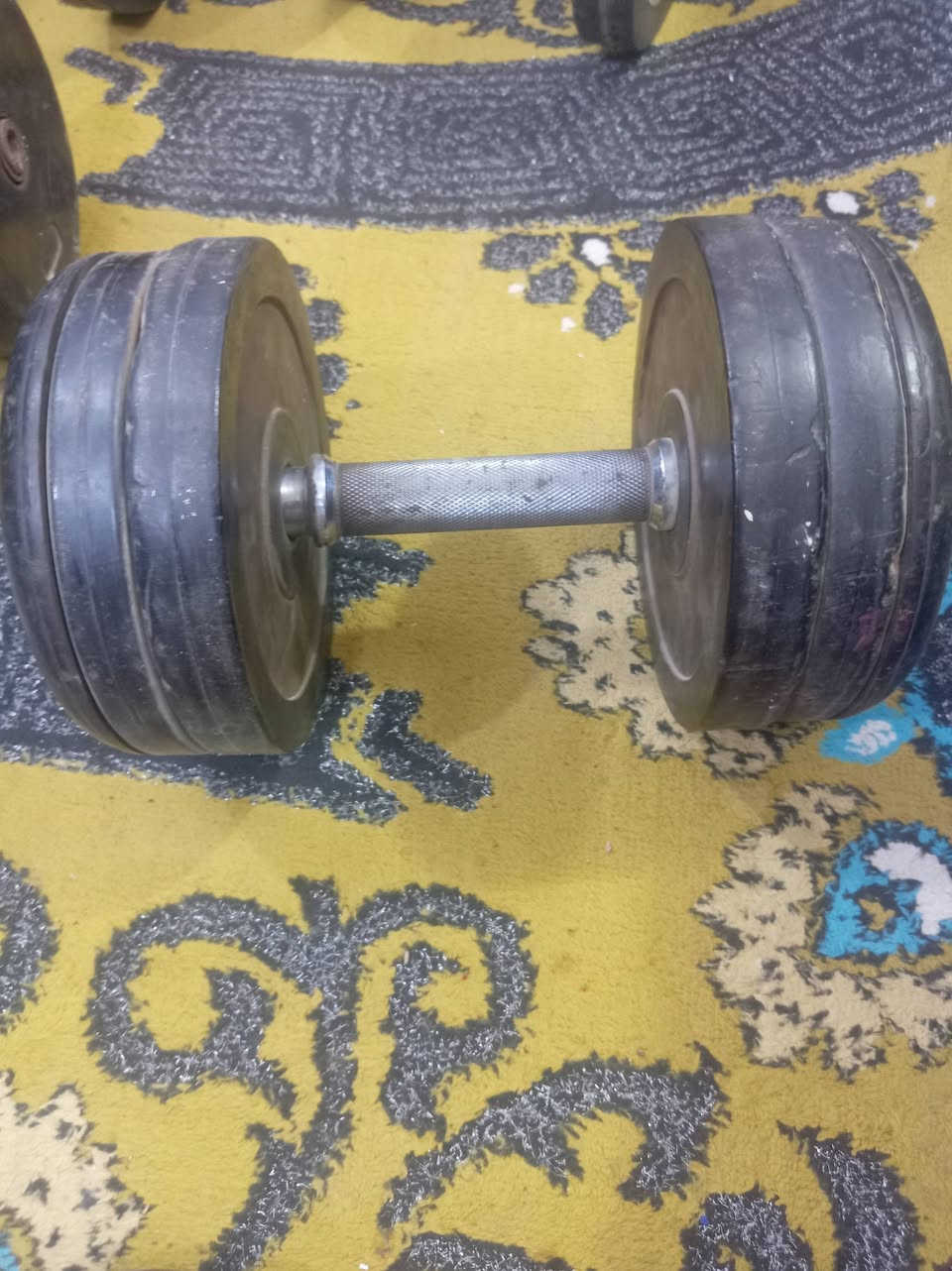 قفل ب40 ماخذهن ب75
اوزان ثقيله جدا يعني مو هستوك داخل قاعه وتتمرن بيهن 

فقط الي باللون الاصفر مال مبتدئين اول صارلهم 4اشهر او اكثر 

وبعد عندي جهاز مال خصر هم وياهن 

كلهن ب40


**إذا كنت صاحب هذا الإعلان وتريد حذفه لأي سبب، رجاءا أرسل رسالة إلى الدعم الفني**