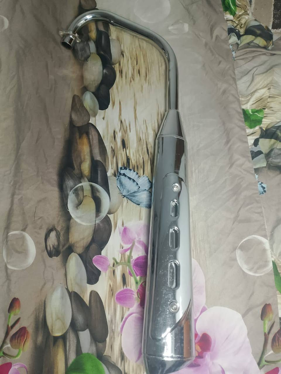 سلام عليكم
غراض البيع الريد شي يراسلني ويدلل 
مكاني بعقوبة التحرير 
رقمي ***********
