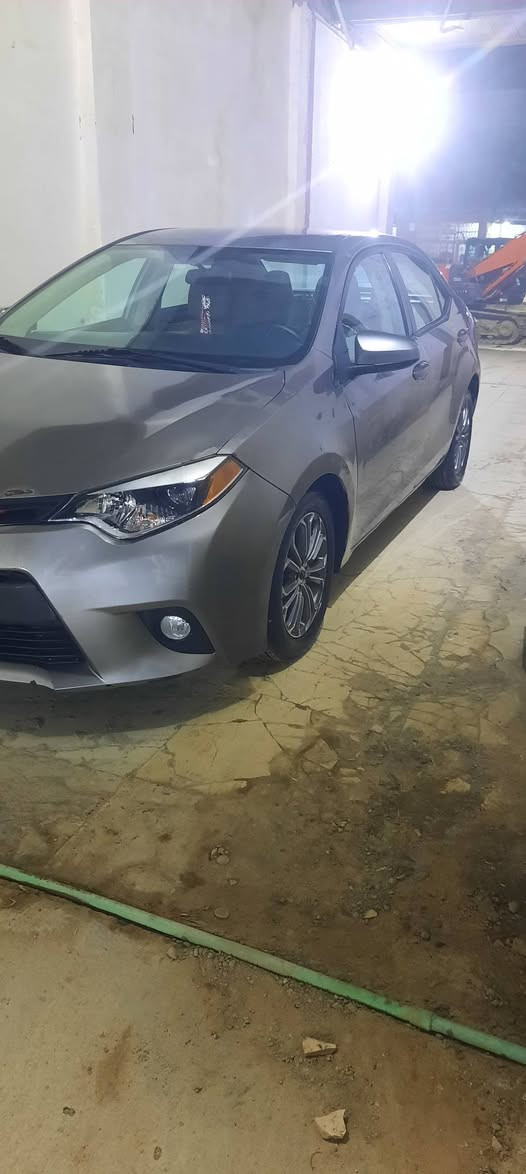 سلام عليكم كورلا 2016 وارد أمريكي ضربته جاملق وبنيد وبيه قطع صبغ  رقم ذي قار انكليزي سنويته ل2028 تحويل ثاني يوم محركه 2000
مكان السياره بصره السعر 105 وبيه مجال 
الرقم الهاتف  ***********واتساب
 ***********
