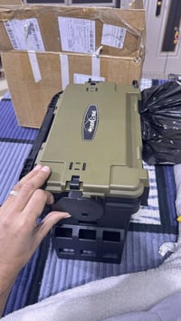 صندوق كبير • كامل ملحقات • توصيل