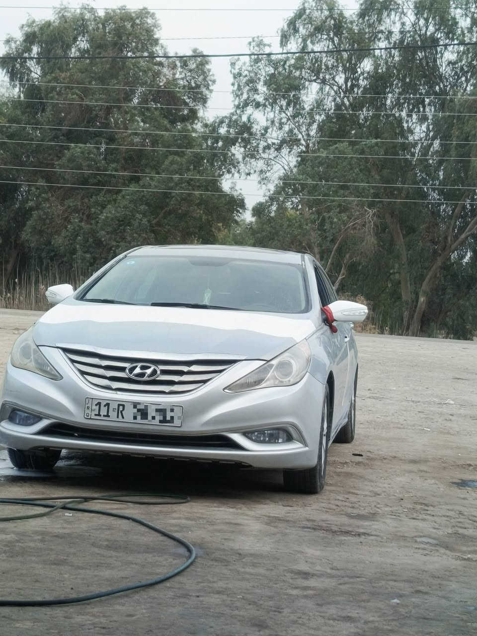 سلام عليكم
سوناتا وارد امريكي محرك 2400 
فول مواصفات 

1-شاشه

2-كامره خلفيه

3-فتحة سقف 

4-تشغيل بصمه

5-كشنات كهرباء

ضررها جاملغ المامي 

سياره حلوهه كلش

السعر خاص والشراي بي خير ويدلل

رقم الهاتف(***********) 
(***********)
