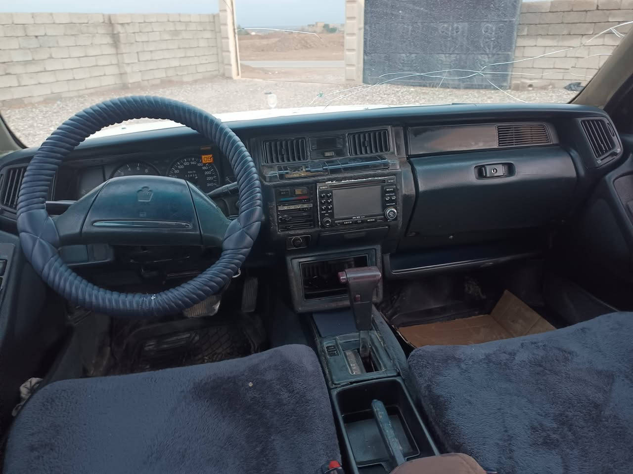 مكلف بلنشر سيدان رقم صلاح الدين دولي شرط التحويل كير محرك بطه شرط كهربائيات كامله طخم تاير جديد السياره بيها جاملغ وبونيد صبغ السعر 54 وبيها مجال شراي اتصل خابر علرقم اني مكلف ***********
