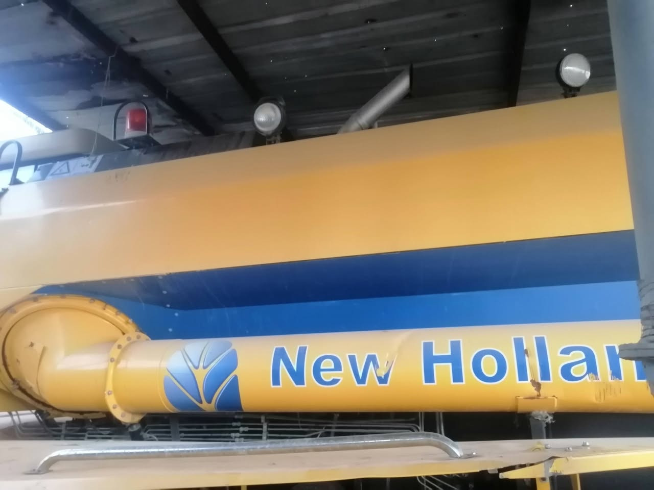 سلام عليكم البيع حاصوده موديل ٢٠١٧ جديده كله على وضع الشركة مشتغله ١٥٠٠ ساعه الاستفسار ***********
