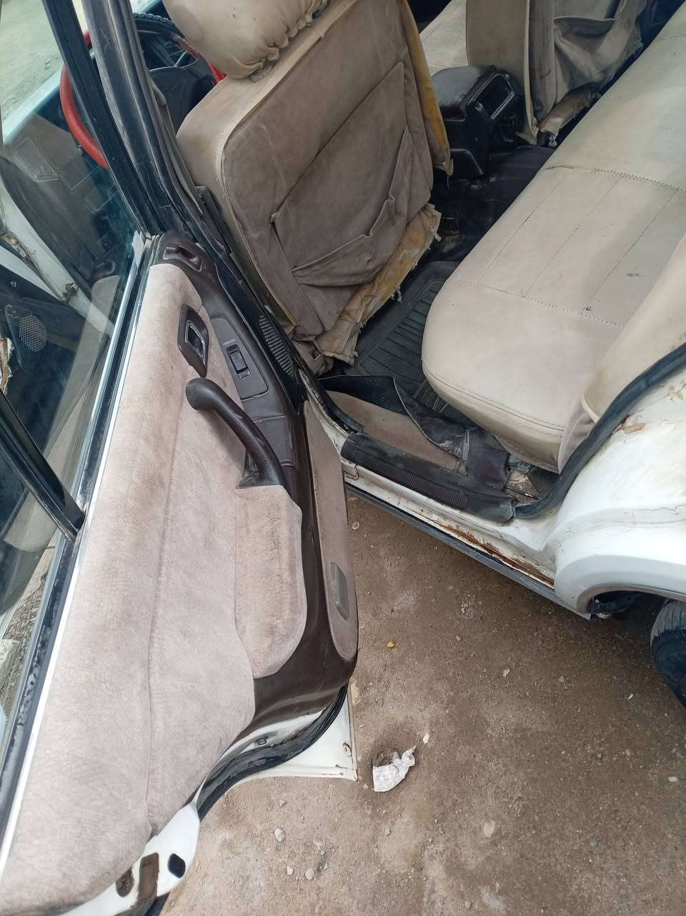 سلام عليكم ارنب91 ايسر بلاد رقم انكليزي مشروع وطني سنويه ل29 كير عادي مكينه2500 ضربه بتكمه السايق
السعر55 وبيهه مجال
مكاني ناصريه                   الاتصال ***********
