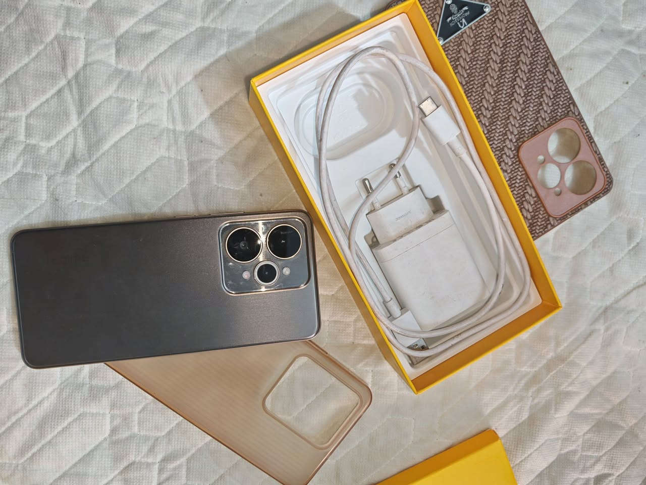 ريلمي 15 5g ذاكرة 256 رام 12 جهاز نضيف كلش اخوه الجديد صارله فتره قليلة عندي غراضه كامله سعره 380 مكاني ديوانيه للعلم سعر الجديد445


**إذا كنت صاحب هذا الإعلان وتريد حذفه لأي سبب، رجاءا أرسل رسالة إلى الدعم الفني**