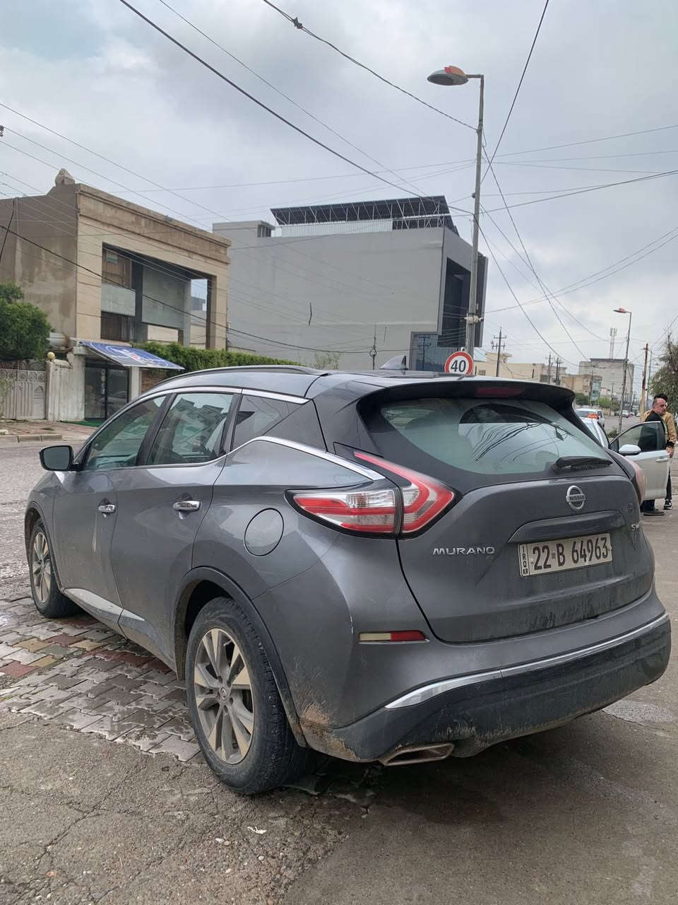 من رخصه ادمن
نيسان مورانو 2018 للبيع بدون مراوس
SV awd
بونيت صبغ بدون دواخل ارباك ستيرن 
مكينه v6 كبس بشرط 
ماشي ١٢٠ الف ميل 
رقم اربيل دولي سنويه جدية
عنوان اربيل 
سـعـر : 130$ وبي مجال 
للاستفسار واتساب ***********.
