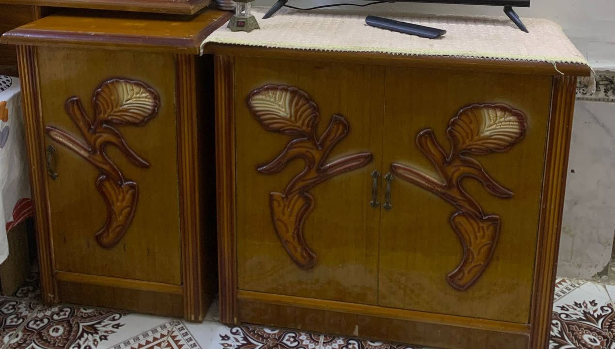 سلام عليكم شباب  غرفه نوم مستخدمه  عراقي كله صاج اصلي
شرط غرفه شغله درجه اوله للبيع او اروسه بغرفه تركيه مكان سوق الشيوخ سعر مليون رقم ***********
