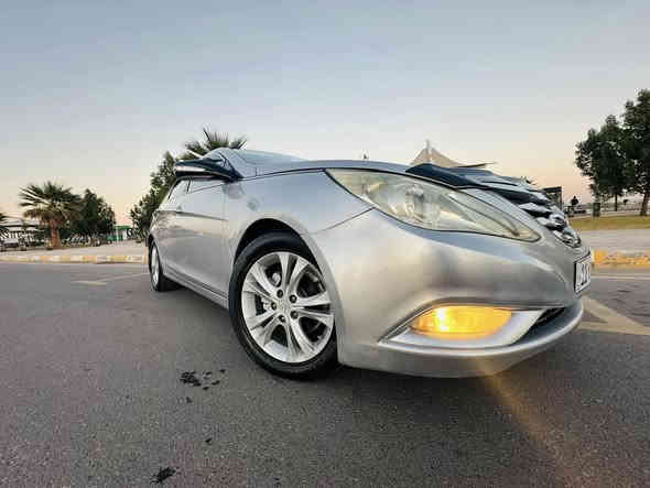 �✨ للبيع — هيونداي سوناتا خليجي 2011 ✨🚘
لون رصاصي غير محداد 💎
سياره مكفوله من الضربه والتبديل شرط سياره بيه صبغ چاملغ صبغ وهلال جاملغ والباقي كفاله ولك سونار   سياره گير ومحرك بشرط وحداديه وتخم تاير وتبريد ثلج سياره رقم بغداد بسمي تحويل مباشر سنويه 2030سياره جاهزه  💥

🔹 سياره فول كشن كهرباء بنرامه سياره  
🔹 محرك 2400دوش 
🔹 گير 6نمر المرقوب  
🔹 سيارة 5 ويل كب  حتى السبير .

💰 السعر: 117$وبيه مجال 
📞 للاتصال والاستفسار: [***********]
