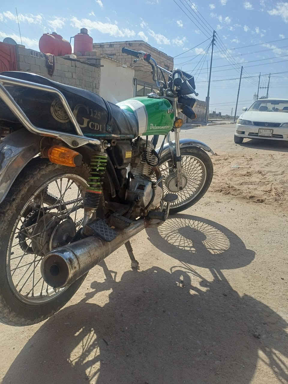 سلام عليكم دراجه أوراق البيع محركهه برغي مامفتوح بيه مكان بصره كرمه علي سعر 750رقم ***********
