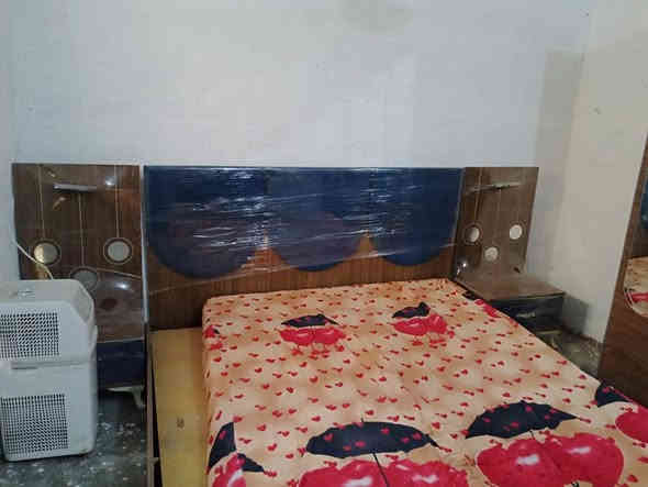 غرفة تركية 5 قطع  بسعر مناسب 225 بس مال مستعجل
1-جربايه 
2-كنتور سلايت بابين
3-ميز جربايه عدد2 
4_ ميز امرايه  مع جرارات
العنوان كربلاء حي العامل قرب جامع اهل البيت 
هاتف ***********
