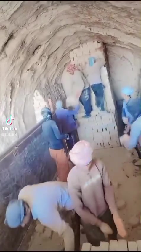 سلام عليكم توصيل الطابوق الجميع المحافظة بيرنه انجكتر ***********.     ***********
