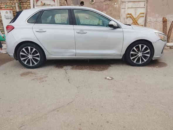 السلام عليكم الانترى هاش باك  موديل 2018حره بسمي سنويه ورقم نكليزي  صار شهر من حولته  تريد تحويل تريد وكاله  وارد امريكي مكفوله من تبديل ليبل واحد كله سياره بس بيه صبغ اثر جراد فول موصفات ماعده لفتحه جاهزه ولحمد لله مكينه 2000 تبريد وحداده وكهربائيات وتبريد وتدفه بلكشنات مكانه ذي قار مدينه الصدر سعره 100وبيه مجال لطيبين ***********
