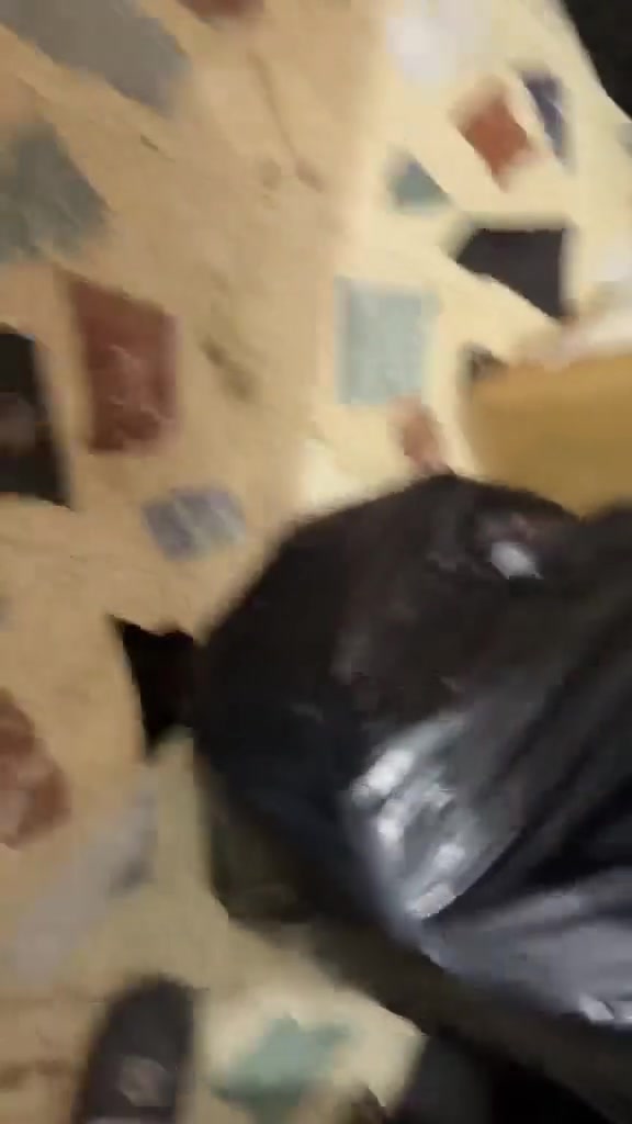 ٩قطع ب ٩٠٠ كلشي موضح بالفيديو البكريه  مكانه


**إذا كنت صاحب هذا الإعلان وتريد حذفه لأي سبب، رجاءا أرسل رسالة إلى الدعم الفني**