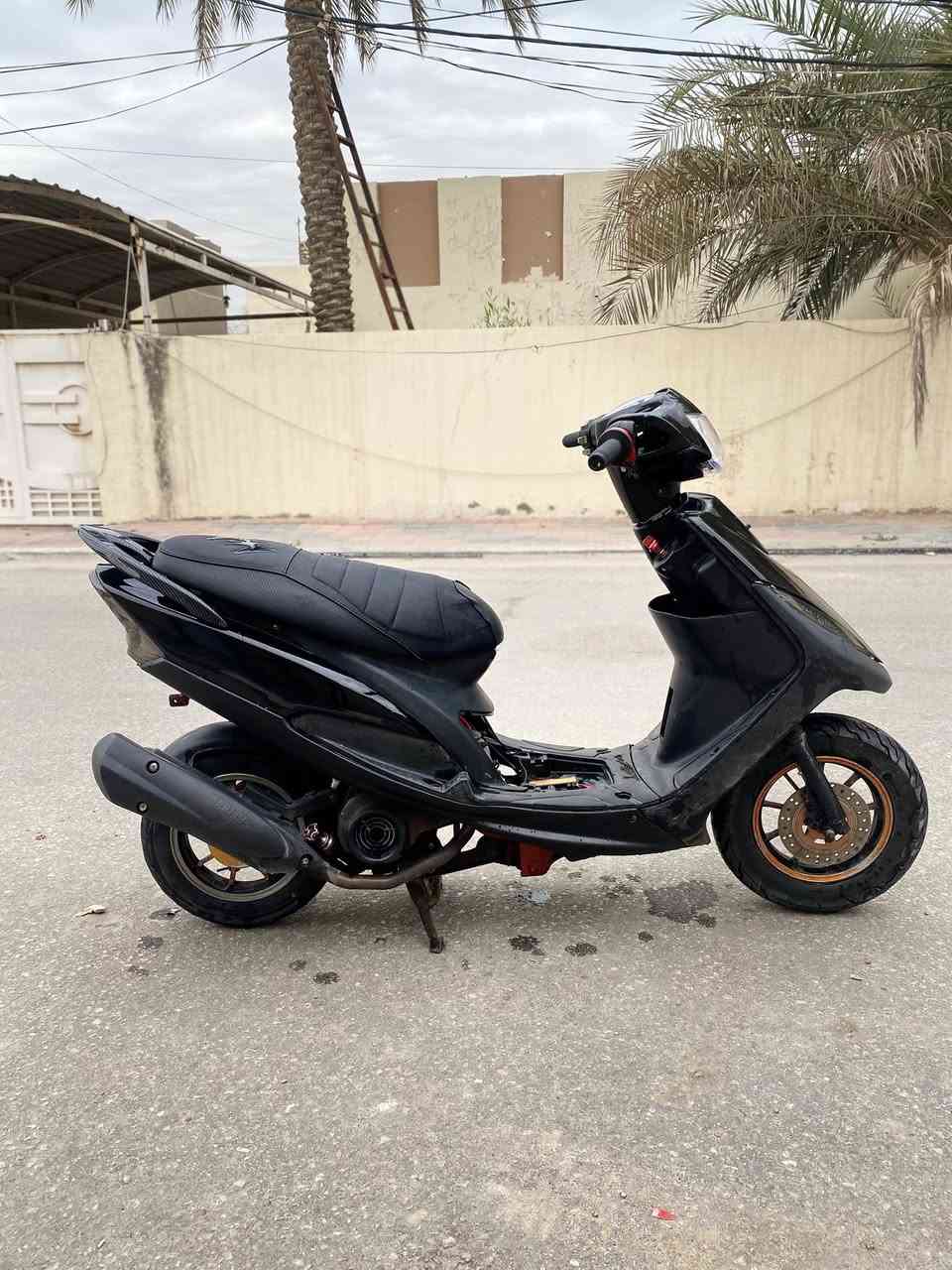 ماكس عدله للبيع سعر ٣٠٠ مكينتها مفتوحه 55مكاني كربلا ***********
