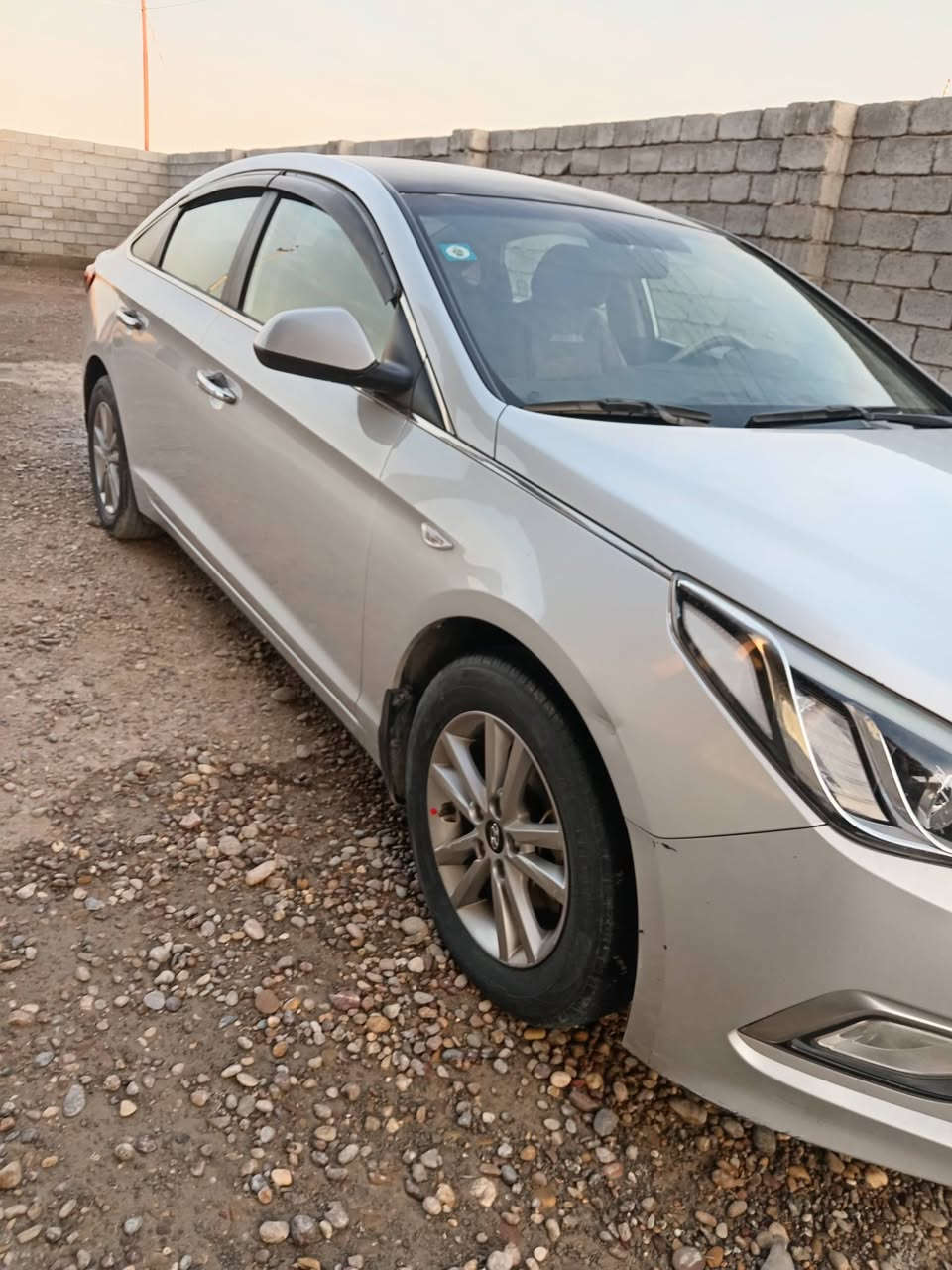 سلام عليكم
سوناتا للبيع موديل 2017 محرك 2000
وارد كوري رقم بغداد بسمي بيه حادث بالجاملغ الخلفي الصفحة اليسرة السعر 115وبيه مجال تفاصيل اكثر خاص او الاتصال مكاني بغداد التاجي 
رقم الهاتف *********** واتساب
***********
