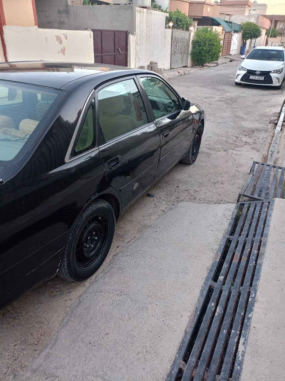 سياره افيلون موديل 2002 رقم اربيل بسمي  سنويا منتهي سنه محرك بيها بخار پاور ما يشتغل صبخ حزام بيها طخه بصيطه من أمام طرف سائق  وبيها طرف سكن خلفي تبريت نقص كومبرسر  سعر 60 بيها مجال عنوان ياچه ي كركوك  رقم هاتف ***********  بي واتساب
