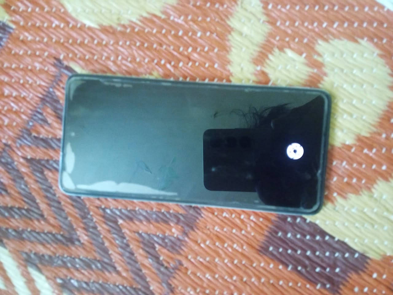 سلام عليكم موبيل لبيع اسم الجهاز TECNO CAMON 20 Pro
رقم الهاتف ‏‪***********‬‏
