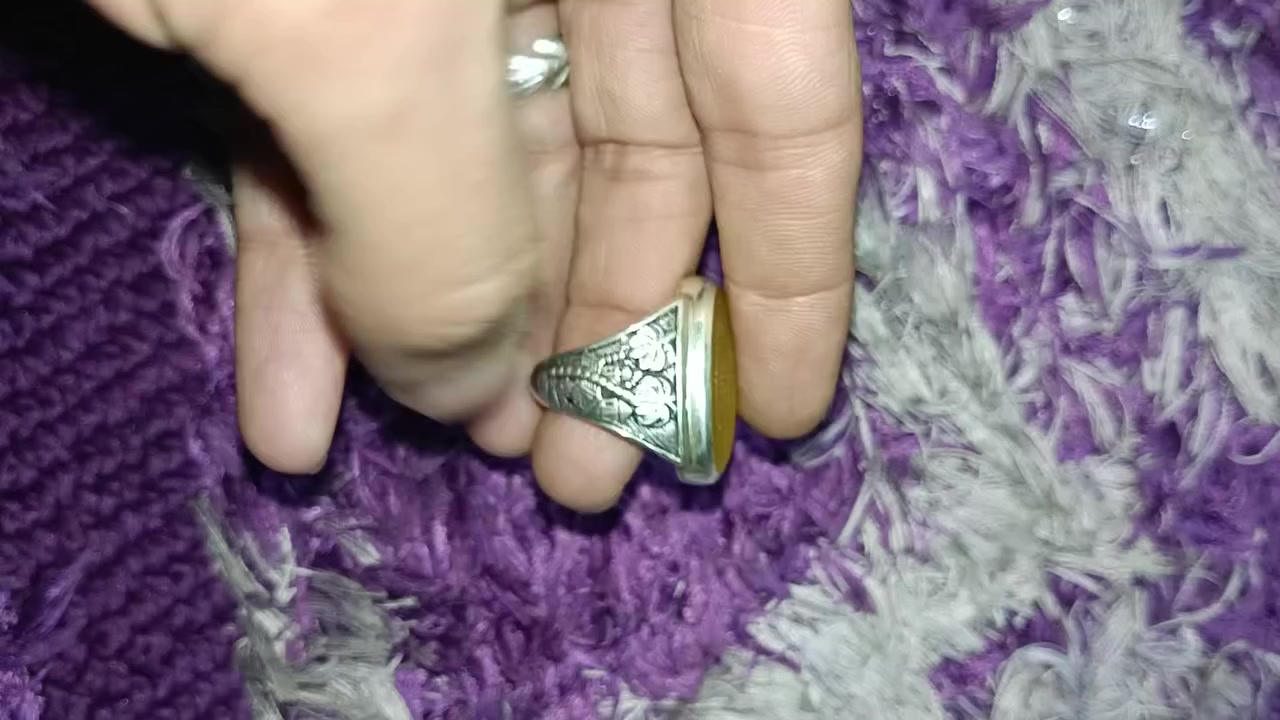 عقيق يماني حجم راهي صياغه حسين العاملي سعر خاص


**إذا كنت صاحب هذا الإعلان وتريد حذفه لأي سبب، رجاءا أرسل رسالة إلى الدعم الفني**