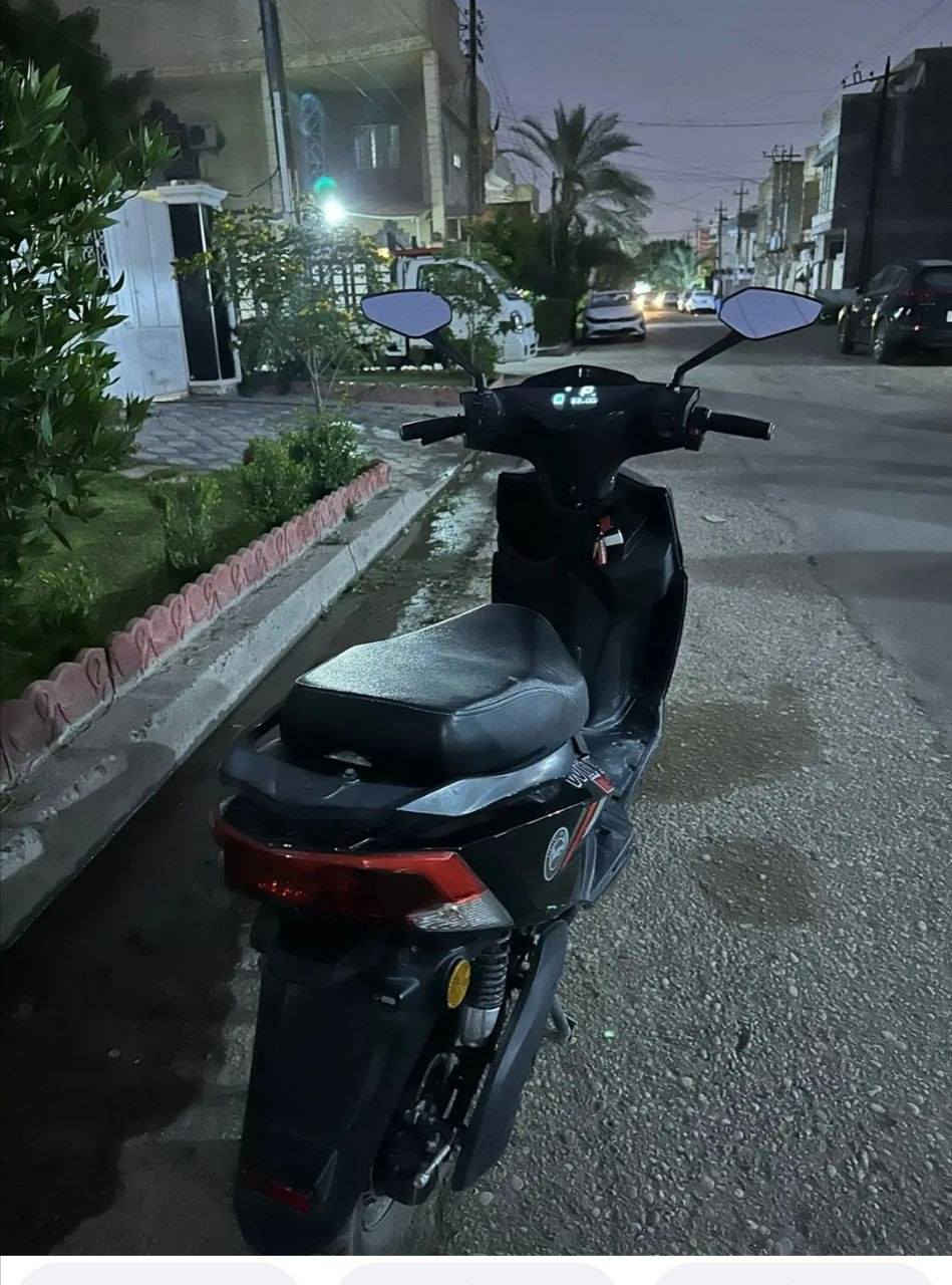 السلام عليكم
للبيع دراجة شحن سكنس نوع ونلي

٦ بطاريات دبل بحالة ممتازة كلهن يقراً ١٣فولت 

ويل ١٠

رجو ع للخلف

 سرعة ٦٨ حقيقي ٦٠ 

ماشية ٤٢٠٠فقط 

للتواصل ***********
