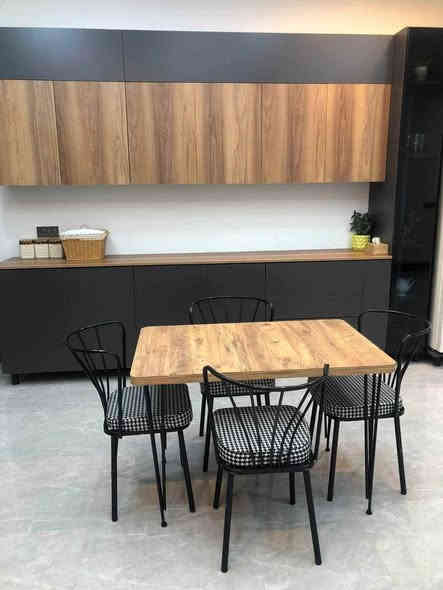 عرض خاص لاخر القطع 
 السعر (99) الف😍
ميز خشب ضد الماء مع 4 كراسي حديد
البظاعه تركيه نوعيه درجه اولى
 شرط الفحص امام المندوب
الميز مغلف بماده عازله للماء💧
الكراسي يتحمل وزن 250 كيلو
قياس الميز 110×70 سم
رقم الحجوزات *********** بغداد
