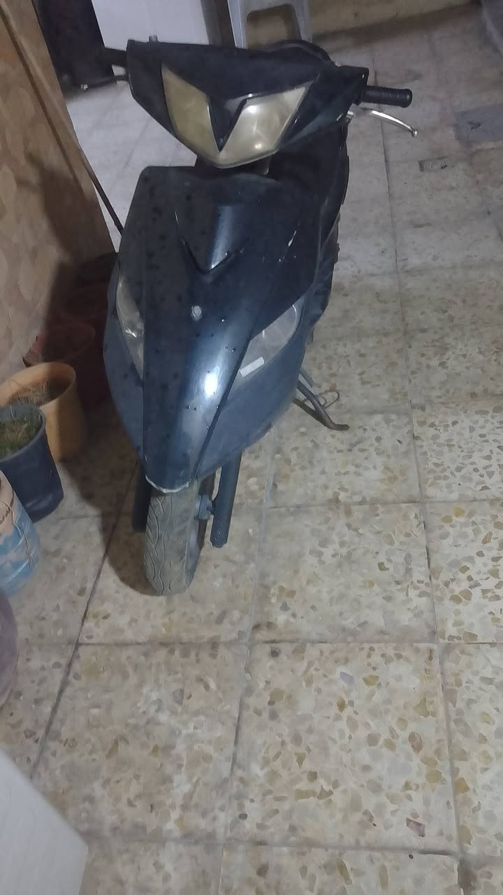 دراجة ثعلب  للبيع السعر 200 الف نقص  كابريتر فقط   الاتصال ***********
