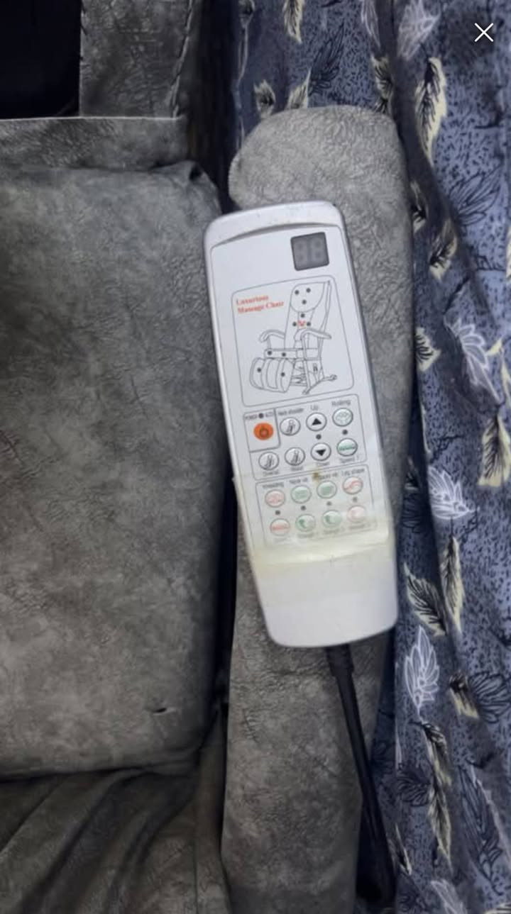 کورسی ،مەساج بۆفرۆشتن بۆ ئەو کەسانەی شان و ملیان یان قاچیان یان پشتیان دێشێت زۆر باشە خۆم سودم زۆر لێێ بینیوە بەڵام لەبەر بێ جێگایی دەیفرۆشم شوێن هەولێر


**إذا كنت صاحب هذا الإعلان وتريد حذفه لأي سبب، رجاءا أرسل رسالة إلى الدعم الفني**