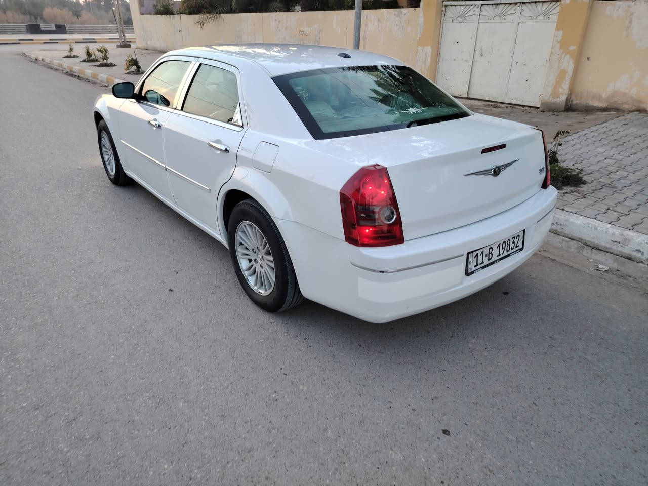 وين عشاق الكرايسلر 😍 وبـ 123وبيها مجال بسيط
السلام عليكم شباب اوباما موديل 2010 اصل ميكنه 3500 اربع جوكات رقم بغداد هزه جديده نكليزي سنويه لـ26 مشروع وطني تحويل بكل المحافظات 

كير مكينه حداديه تخم تاير كفاله كفاله كفاله من التبخير والتنقيص والخشونه 

دواخل عسلي غرفتها جديده كلش وكشنات جلد

شاشه تاب ومضخم صوت+ تحكم مري 

السياره جاهزه على اخر حبه 

لايت زنون كهربائيات كلها شغاله 

هيتر جام وكشنات تحكم كهرباء 

شرط السياره احلى من الصور بهواي ومامشتغله خط ابداً سياره مال جناي ومبينه السياره

السياره بيها رشات صبغ جداً قليله 

السياره ترايها كلش حلو وناعمه وحداديتها ناعمه كلش 

والسياره كلش حلوه من اكلك حلوه بمعنى الكلمه وكلش ناعمه وعل خير علي الياخذها 

المكان واسط 

‭٠٧٨٧ ١١١ ٣٠٩٧
