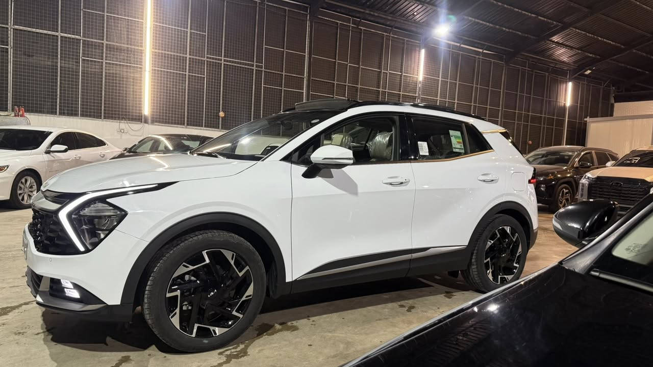 سلام عليكم للبيع سبورتج موديل 2025 مواصفات السياره
فول اعله فئه كشن جلد حار بارد ايرباك عدد (6)  ضمان السياره(5) سنوات الشركه الدوليه السعر253$$
ماشيه 14
مكان السياره اربيل ***********
