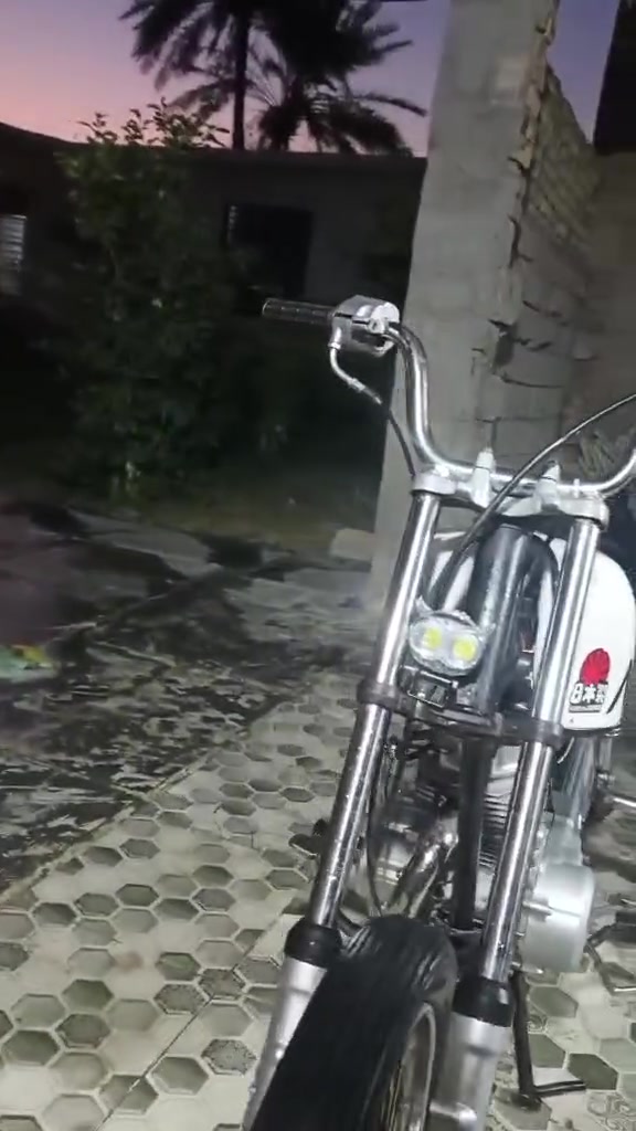 سلام عليكم دراجه للبيع اربعه كير كلك لمو شراي لا يتعبني فدوه تفاصيل خاصص


**إذا كنت صاحب هذا الإعلان وتريد حذفه لأي سبب، رجاءا أرسل رسالة إلى الدعم الفني**