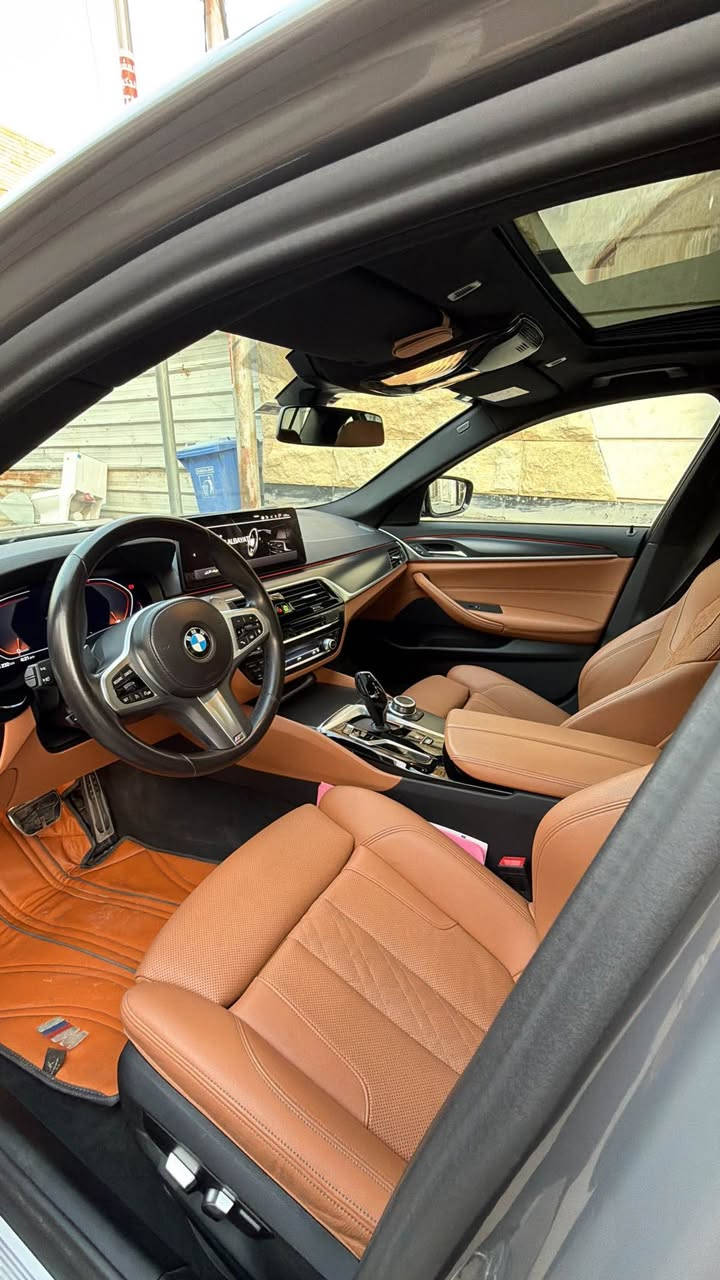 السلام عليكم
BMW 530i  
موديل 2022 خليجي العروش
مكفوله ام بكج بلاد السياره
رقم مميز
سياره مظلل وباج التظليل جديد
سستم صوت جديد ب1000
مغلفه كامله السياره افلام الحمايه PPf
فول مواصفات 
فتحة 
5 بردات 
بصمة
داتاشو
جنطه كهرباء.تفتح بالقدم
كراسي كهرباء 
انظمة قيادة مختلفة 
خزن ميموري 
مرايا شفط+ قلاب 
حساسات امامية + خلفية 
رادارات ٣٦٠ درجة 
نقطه عمياء 
كار بلي وايرليس 
انارة داخلية متغيرة 
شاشة ديجيتال 
لايتات داينميك 
ستيرن كهرباء 
ماشية 67 الف 
السيارة بعد بيها مواصفات
صفر مسج دهن وباقي الامور كله بالشركة
سعرها 4150 وبيها مجال
بغداد حي الجامعه
***********
*********** بغداد, العراق
