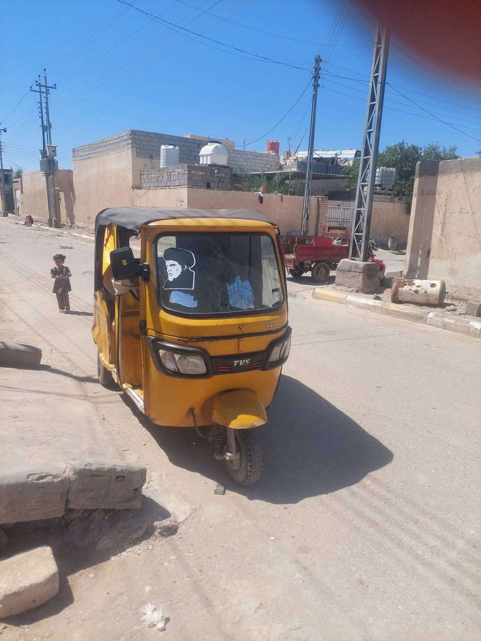 تي في اس للبيع بدون اوراق مكينه صار له ثلاثه ايام شاتها.  ، ***********
