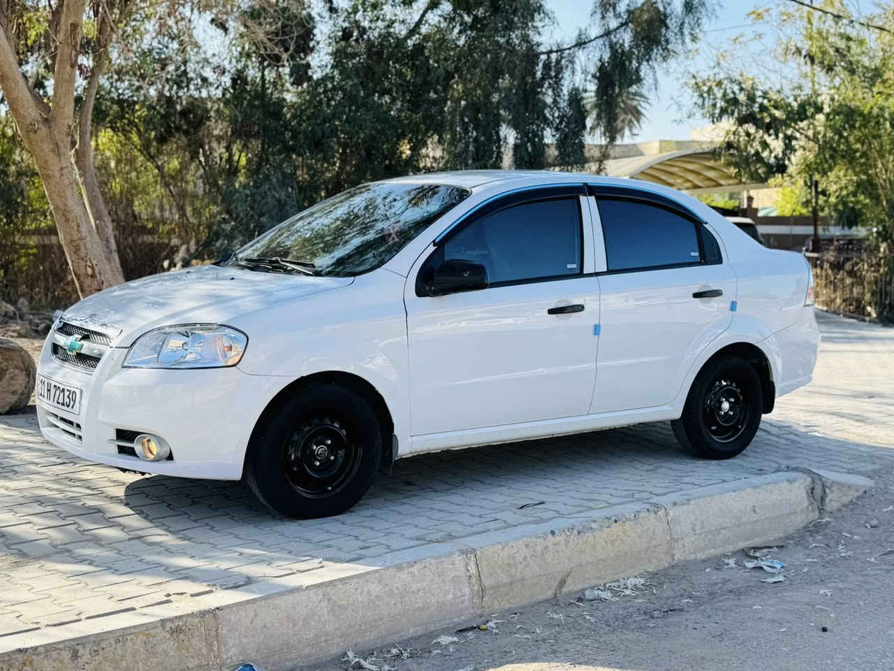 السلام عليكم
افيو خليجي 2011
الشركه العامه للسيارات كير عادي؟
مكينه مفتوح المرغوب 1500 مال مؤسسه
رقم بغداد انكليزي بااسمي شخصيآ سنويه جديده وهزه جديده تحويل مباشر
(كير ومكينه مكفولات //كير عادي جام عادي داخل لونين) 
منضومة تبريد كله جديد مبدلها 
حداديه مبدلها أمامي وخلفي+مشط جديد مال حاويه بدلته //وتخم تاير +تخم ويل مال شركه 
ماصدات +كشافات +زوج بك لايت خلفي جديد كهربائيات كلها شغاله  //شاشه اندرويد //مابيها نقص ابد 
دواخلها كلش نضاف ع الشركه
السياره بيها رش جاملغ أمامي بدون دواخل وربع الباب الخلفي بدون حادث اثر شخط //لغود وتكم وشواصي بلاديات مملعوب بيهن ابد ع الشركه لسياره لفضل لله 
السياره جدآ نضيفه وجاهزه من كلشي 
السعر 66 وبيها مجال حك الضيافه *********** 
اخوان كلشي اكو بالسوك المايعجبه لايكسر بحلال الناس 
سعره 66 ومجال بسيط 
ومكاني بابل محاويل الشراي يتصل ع الرقم
