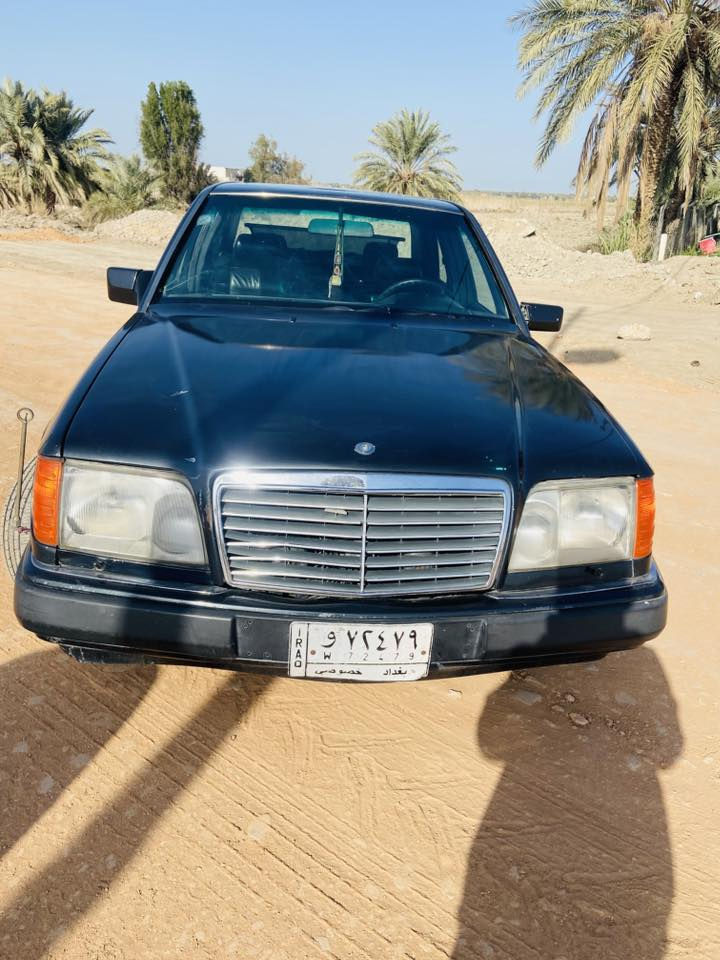 مرسيدس دب موديل ٩٢
رقم بغداد 

السعر ٥٤  ورقه وبيها مجال 

***********  متوفر واتساب
