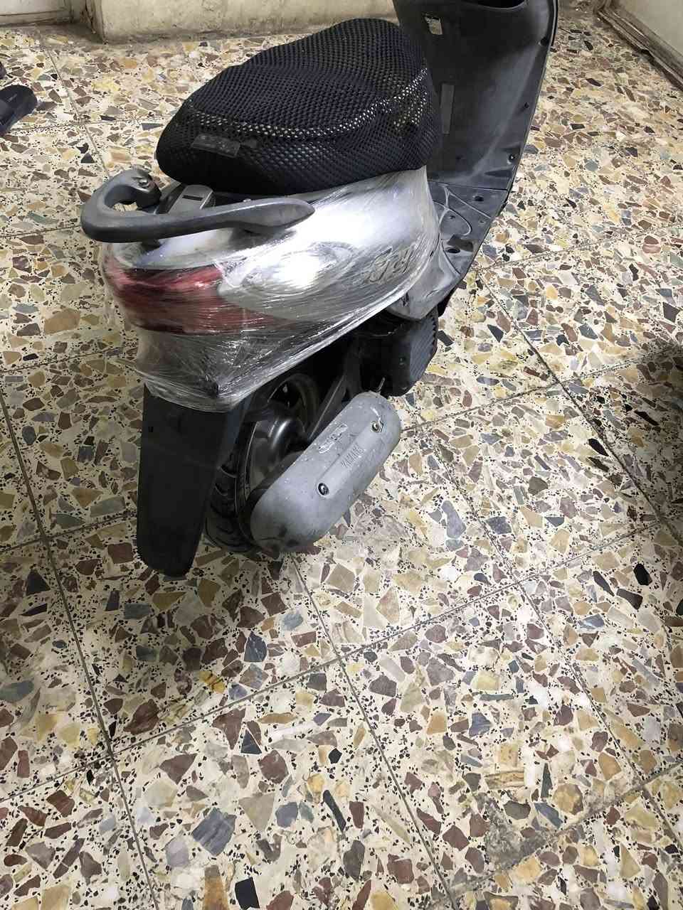 دراجه هوندا ياباني سرعه 80 دراجه كامله كفرات اصليه كابريتر اصلي سلف مكينه تخبل بيها خرسه ما تنسمع السعر 250 وبيها مجال العنوان مدينه الصدر الشراي يجي خاص ***********
