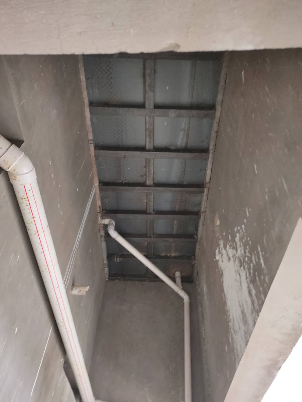 عمل سقفيه سي ان سي + كابون ثقيل زجاجي في النجف 
*********** /
